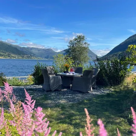 Urastova * Vassenden